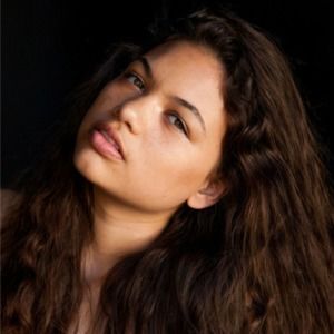 Meet your Posher, Aja